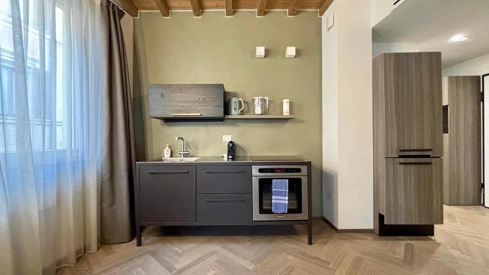 Appartamenti Saragozza A Due Passi Da Piazza Grande - Wifi E Parcheggio Gratuito Modena Italia